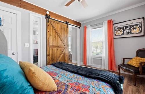 North Kansas City Apartamento | Lovely 1BR 2ndFloor Apt Desirable Location