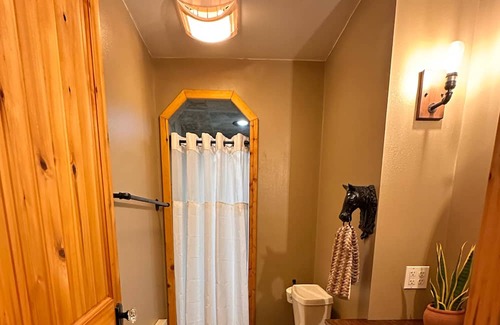 Ladysmith Casa | The BunkHouse, a Northwoods Escape
