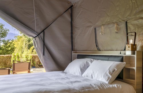 Dahu Cama Y Desayuno | Grow Tree Glamping