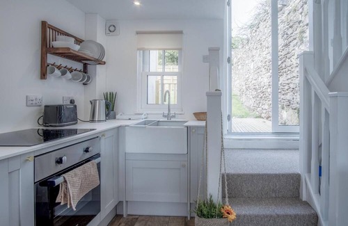 St Brides Casa | Brook Cottage - 1 Bedroom Cottage - Dale