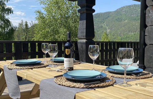 Kviteseid Casa | Holiday home Tuva Hytte in Vråliosen
