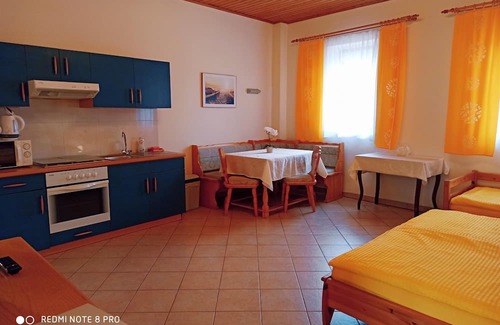 Josefstadt Apartamento | Appartment Nr. 3: 1 Schlafraum, Dusche, WC - Alte Mühle