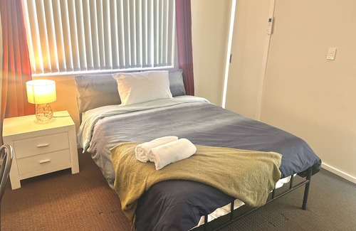 Wallsend Casa | Maya's 6 bedrooms in Newcastle