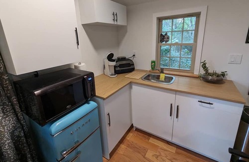 Schuylerville Apartamento | Serene Studio Retreat 20 Minutes to Downtown