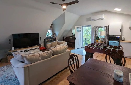 Schuylerville Apartamento | Serene Studio Retreat 20 Minutes to Downtown