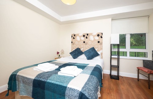 Ballsbridge Apartamento | Stunning 1 BDR with free parking in Ballsbridge