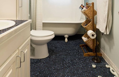 Westside Cabaña | Cozy Midtown Atlanta Cottage