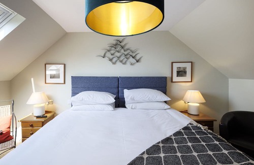 Stornoway Apartamento | Park Suite 1 - up to four guests, close to Stornoway centre.