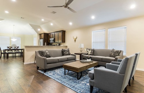 Cedar Crest Casa | Private Home with Pool - 10 Min. to Downtown!