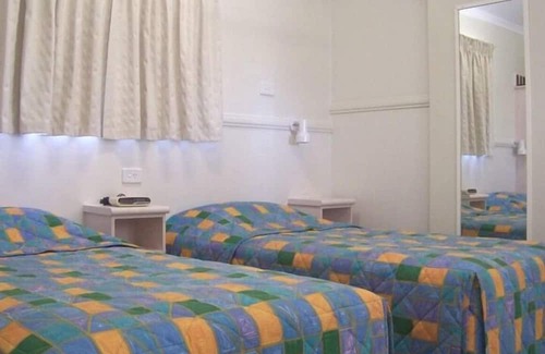 Cunnamulla Hotel | Country way Motor inn