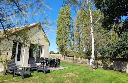 Courgains Casa | La Suite Bucolique Avec SPA Privatif, Idéal Pour une Pause Détente