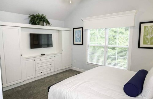 Lackey Cabaña | Availability for all Kings Creek Spinnaker properties, Kings Mill CC Cottages.