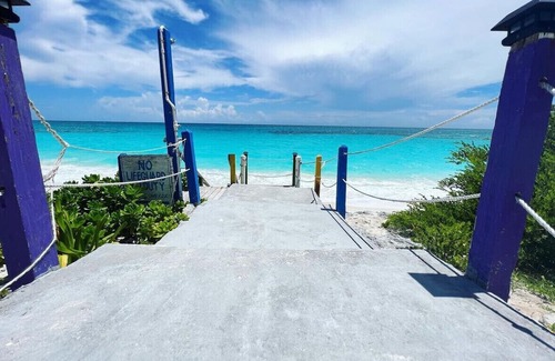 Jimmy Hill Casa | Heron Suite at Exuma Palms Resort