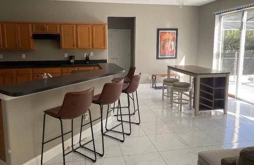 Legacy Park Casa | BEAUTIFUL 4 BEDROOM HOME 10min FROM DISNEY W/ HEATED SPA