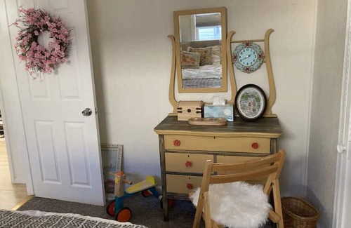 Longmont Casa | Super Cozy Home!