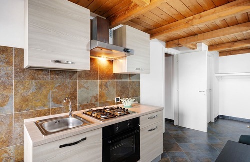 Fisciano Apartamento | Apartment 'Parco San Lorenzo 3' with Balcony