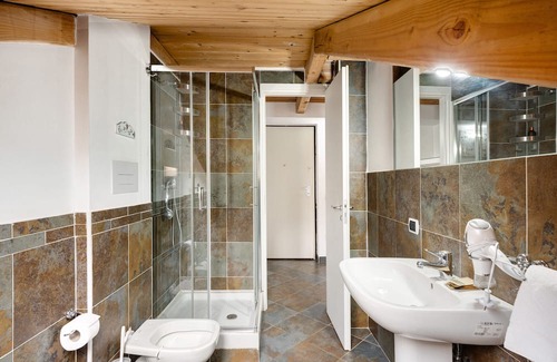 Fisciano Apartamento | Apartment 'Parco San Lorenzo 3' with Balcony