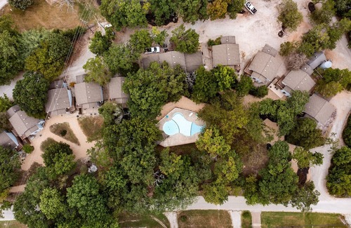 Indian Point Casa | Luxury Lake Lodge 51 - Near Silver Dollar City!