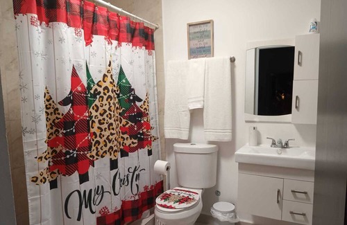 Catano Apartamento | Studio With Pool Steps Away From San Juan Bay