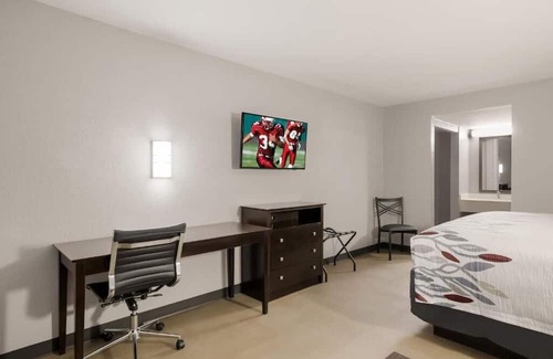 Alexandria Casa | Louisiana Charm Awaits: Pets Allowed, Parking! Near Kent Plantation House!