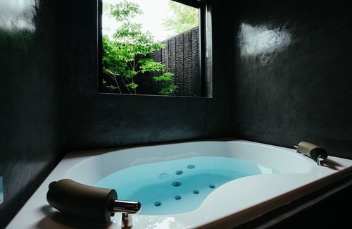Kitasaku-gun Casa | Karuizawa detached house type villa / Kitasakugun Nagano