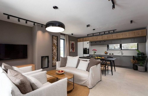 Kadumi Casa | Villa San Vincenti newly built holiday home with pool and wellness not far from the town of Porec an