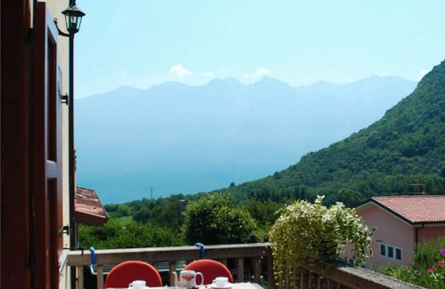 Prabione Apartamento | Apartment 'Lina 1' with Mountain View, Shared Garden and Wi-Fi