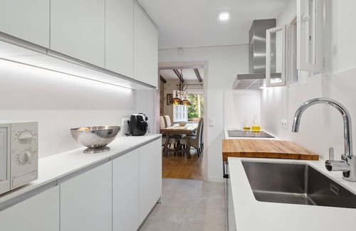Castell-Platja d'Aro Chalet De Esquí | Casa de Estilo Catalán en Alquiler