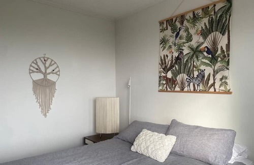 Opunake Casa | Ocean view jewel in Opunake- The Orange Door Bach