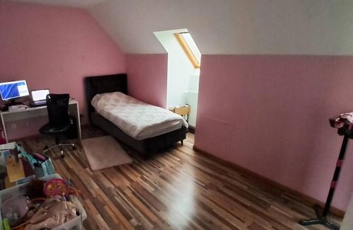 La Chapelle-en-Serval Casa | Homerez - Beautiful house for 6 ppl. with swimming-pool at La Chapelle-en-Serval
