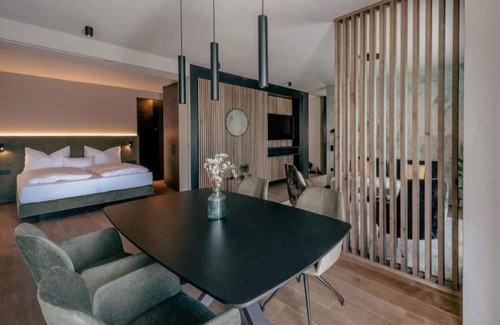 Merano Apartamento | La Libella Suite #5 mit Privater Panoramaterrasse Adults Only