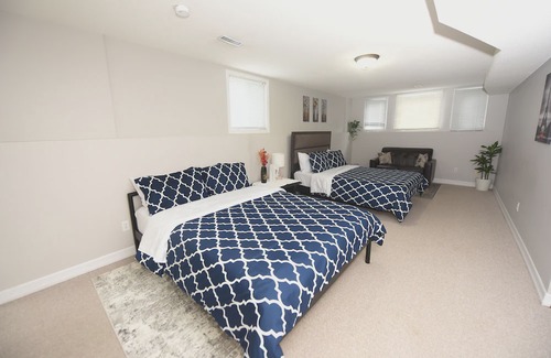Amherstview Apartamento | Spacious Hearth Escape with Natural Light & fireplace