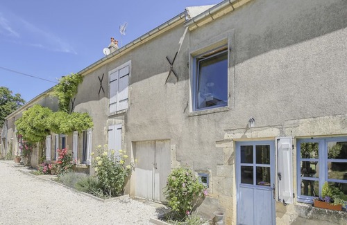 Talon Casa | Farmhouse in Talon with Scenic Views