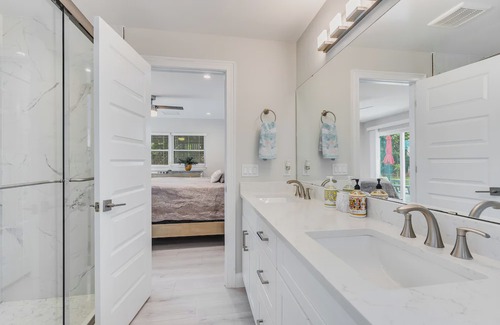 Seacoast Shores Casa | Beachside Private Pool/Yard Kid&Pet Friendly. 3 min from the Beach