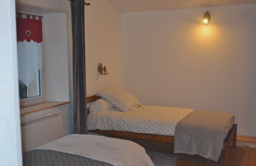 Fremifontaine Apartamento | Gite de 15 A la Fontaine Fleurie