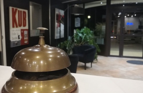 Greoux-les-Bains Hotel | Hôtel Spa Les Alpes