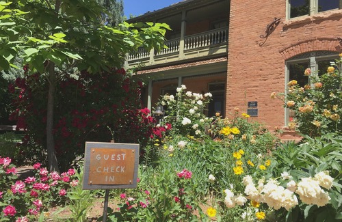 Moab Hotel | Moab Springs Ranch