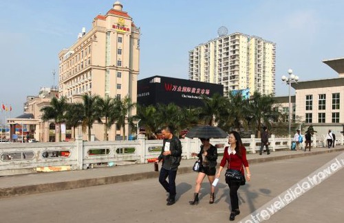 Mong Cai Otro | GreenTree Eastern Hotel (Dongxing Border Gate)
