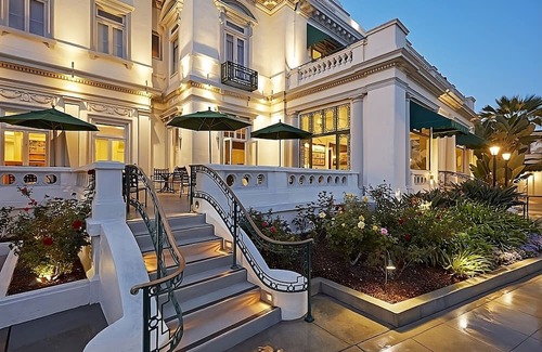Coronado Casa | Explore Coronado! 2 Units Near Horton Grand Theater! Pool, Beach Access!