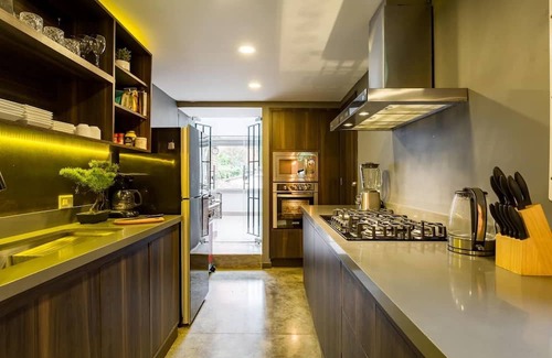 La Florida Apartamento | The Belmonte Penthouse | Daily Clean | Bfast | Sound System | Dimmable Lights