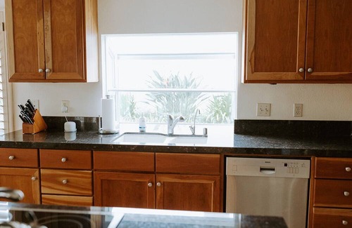 San Diego Casa | Beach and Racetrack Hideaway! Beautiful home in a safe gated Del Mar community.