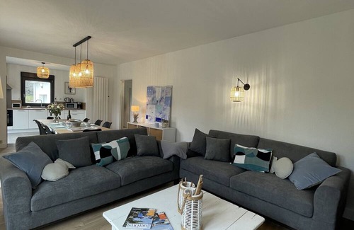 Gouesnach Casa | House located 2 km from the beaches of Benodet