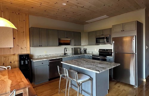 Bouvet Island Casa | Mountain Escape with Sauna and Breathtaking Views – 18 Mins to Sugarloaf