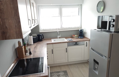 Fohren Casa | Modern semi-detached house with XXL parking space, bike storage and garden near Trier