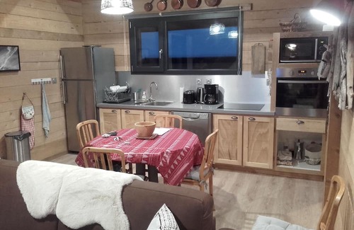 Lamoura Chalet De Esquí | Haut jura semi-detached chalet in lamoura at the foot of the cross-country ski trails
