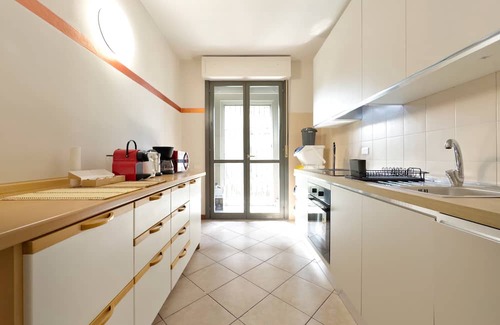 Binda Apartamento | Dimora Diana Summary: