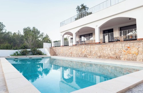 Alzira Villa | Casa Ginkgo