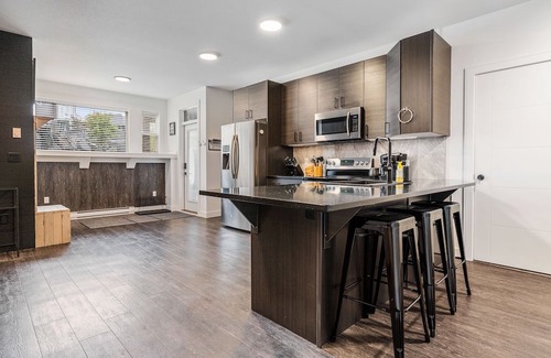 Eastern Hillsides Casa | Cozy stay at the Mountain Nest Suite w/hot tub