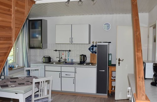 Bokelrehm Apartamento | Apartment 'Urlaub Am Nord-Ostsee-Kanal' with Shared Terrace, Shared Garden and Wi-Fi