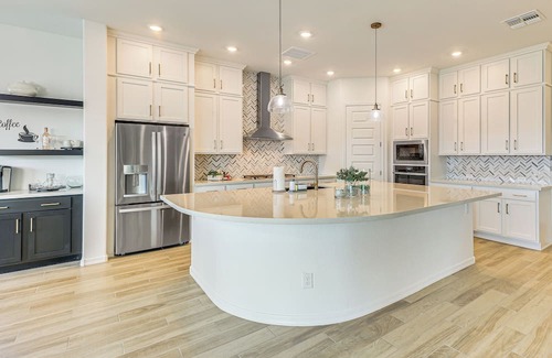 Avondale Casa | Getaway w/ Fenced Yard: 4 Mi to Phoenix Raceway